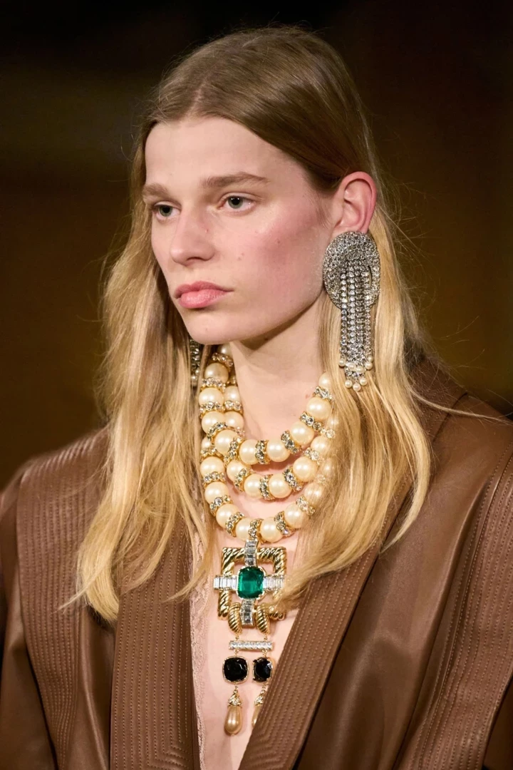 5 must-have pieces of jewelry this fall – and you can wear them now 25 5 must-have pieces of jewelry this fall – and you can wear them now8