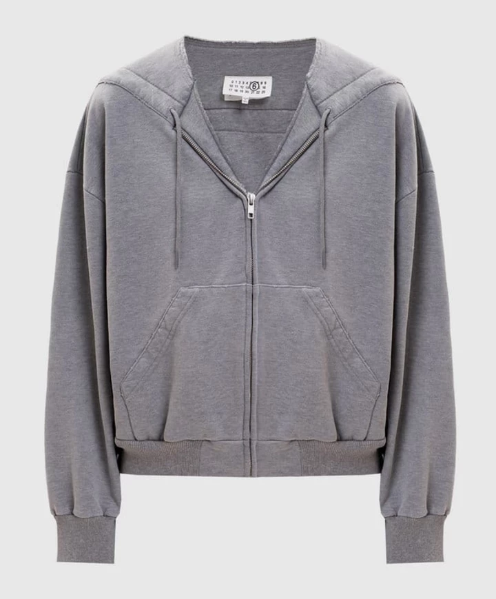 This simple thing has once again led the spring trends6