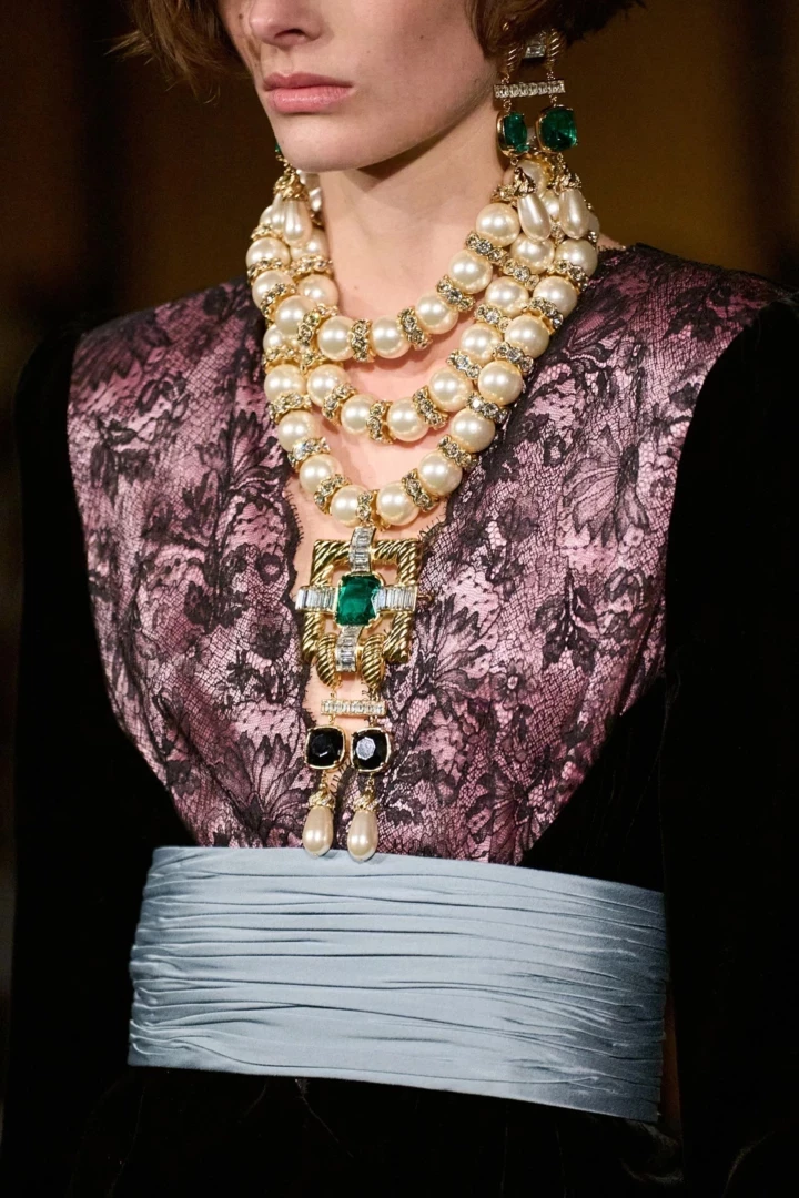 5 must-have pieces of jewelry this fall – and you can wear them now 22 5 must-have pieces of jewelry this fall – and you can wear them now5