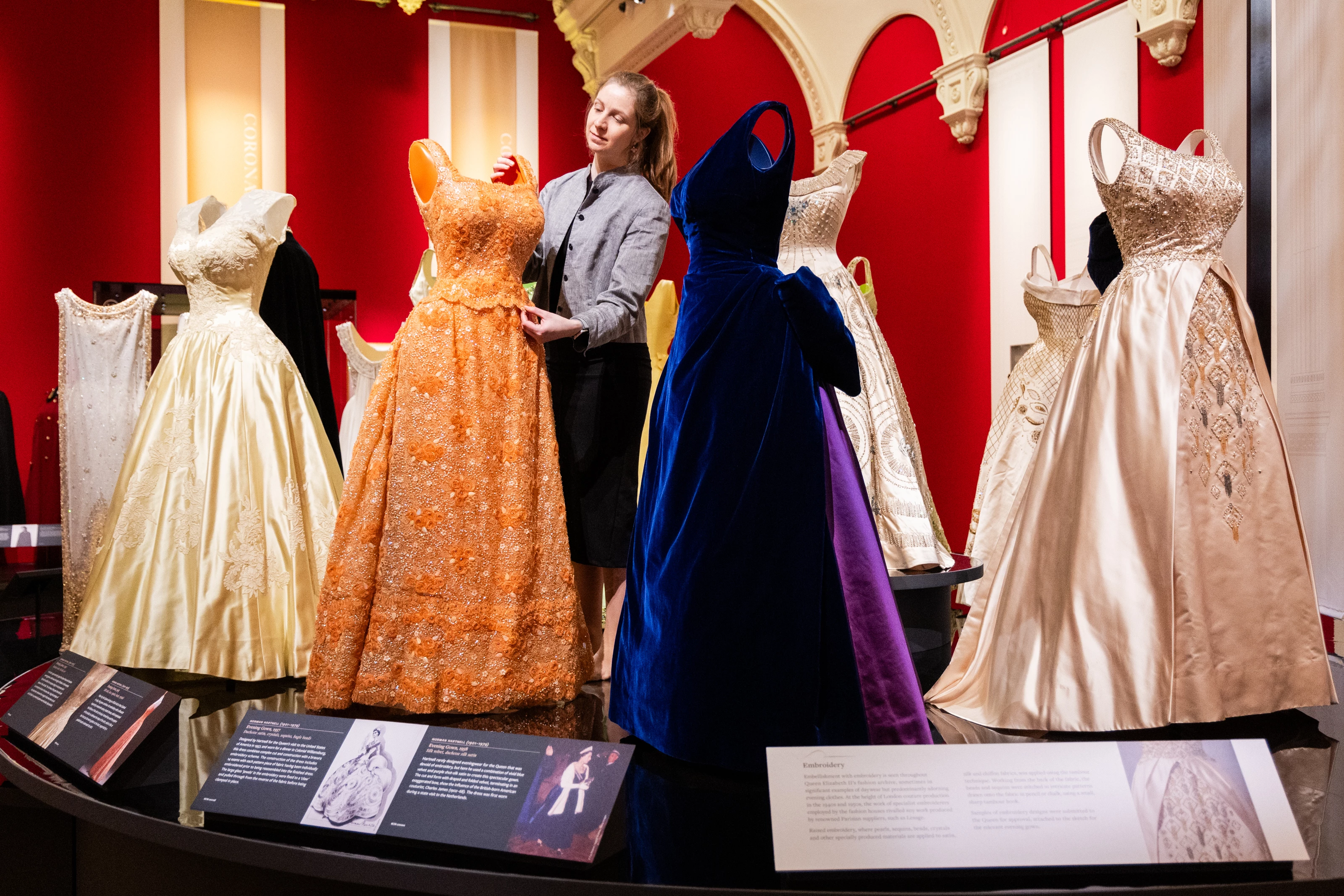 The largest exhibition of Queen Elizabeth II's style opens in London4
