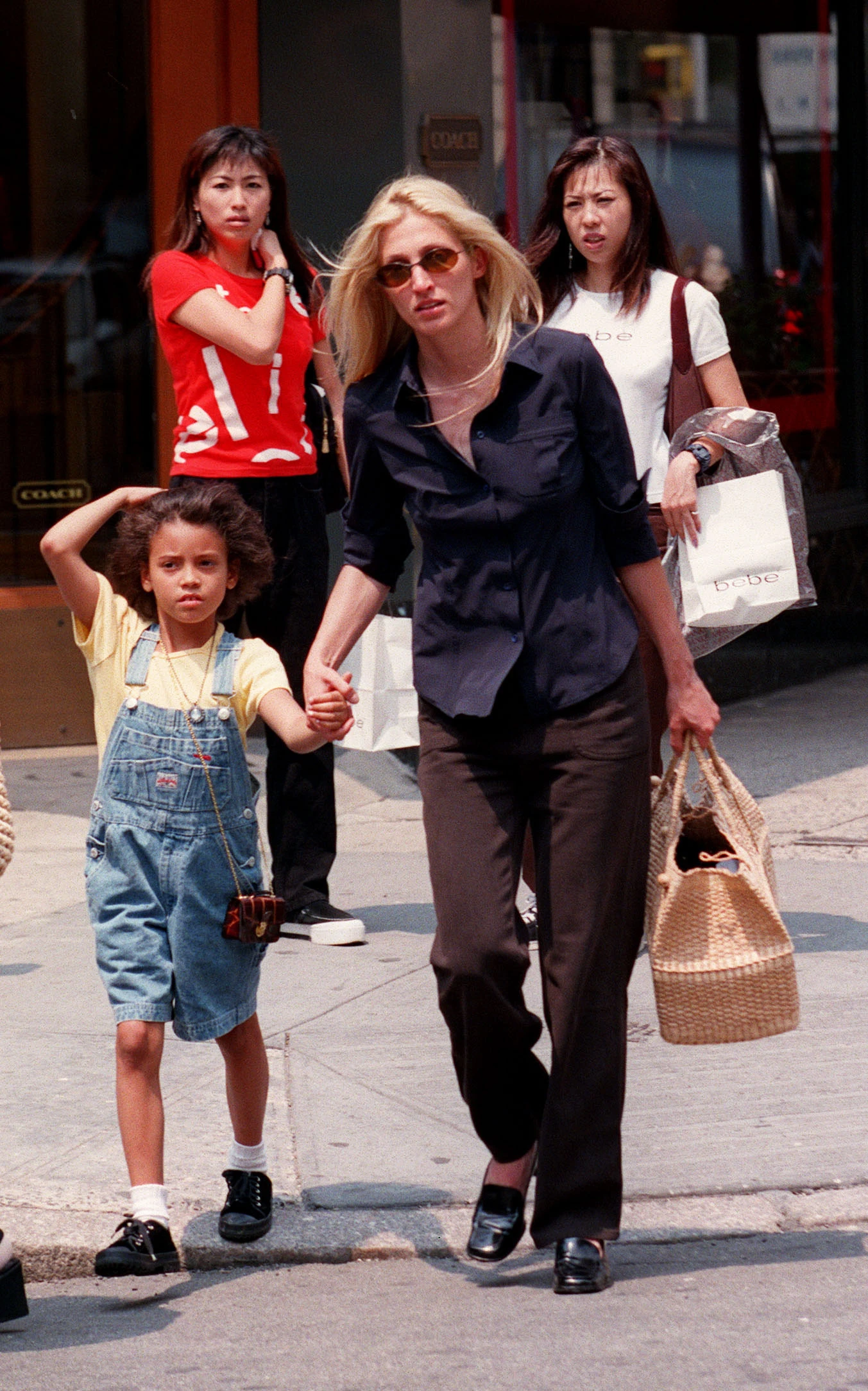 How to repeat Carolyn Bessette-Kennedy's looks this spring: together with Ukrainian brands5