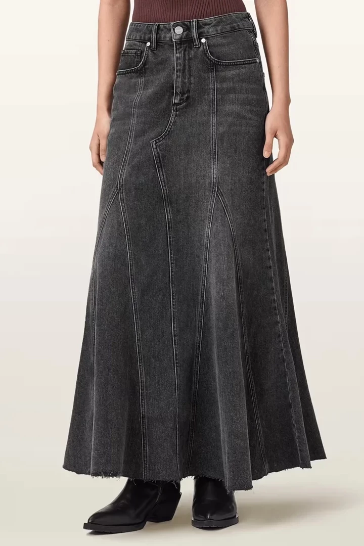 This simple thing makes any look stylish - a spring 2026 trend5