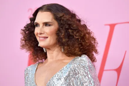 Brooke Shields' Acorn TV Series 'You're Killing Me': Season 2 Updates 7