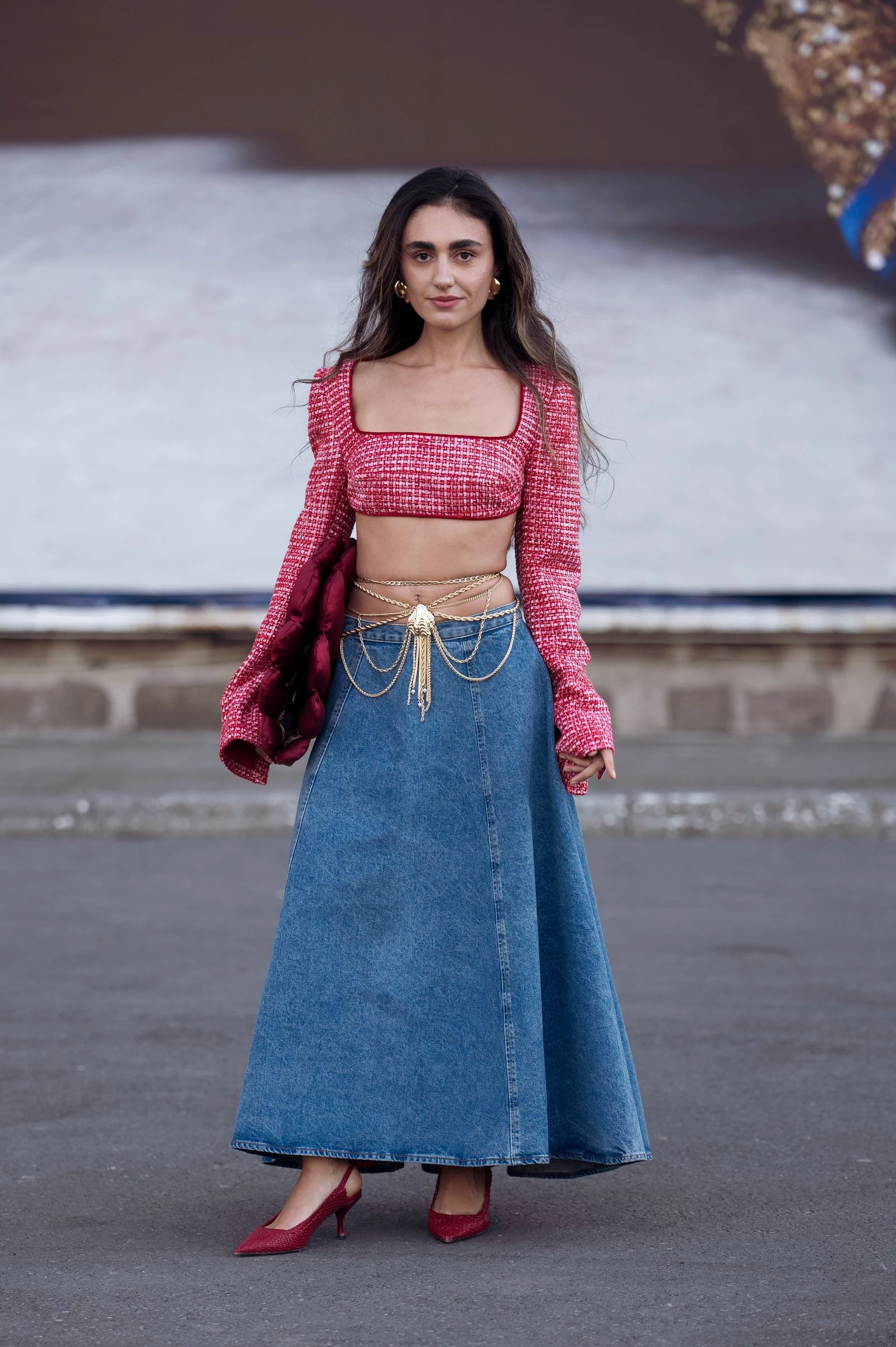 This simple thing makes any look stylish - a spring 2026 trend2