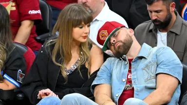HOME 35 Taylor Swift und Travis Kelces Beziehungszeitachse: Der vollständige Leitfaden von…