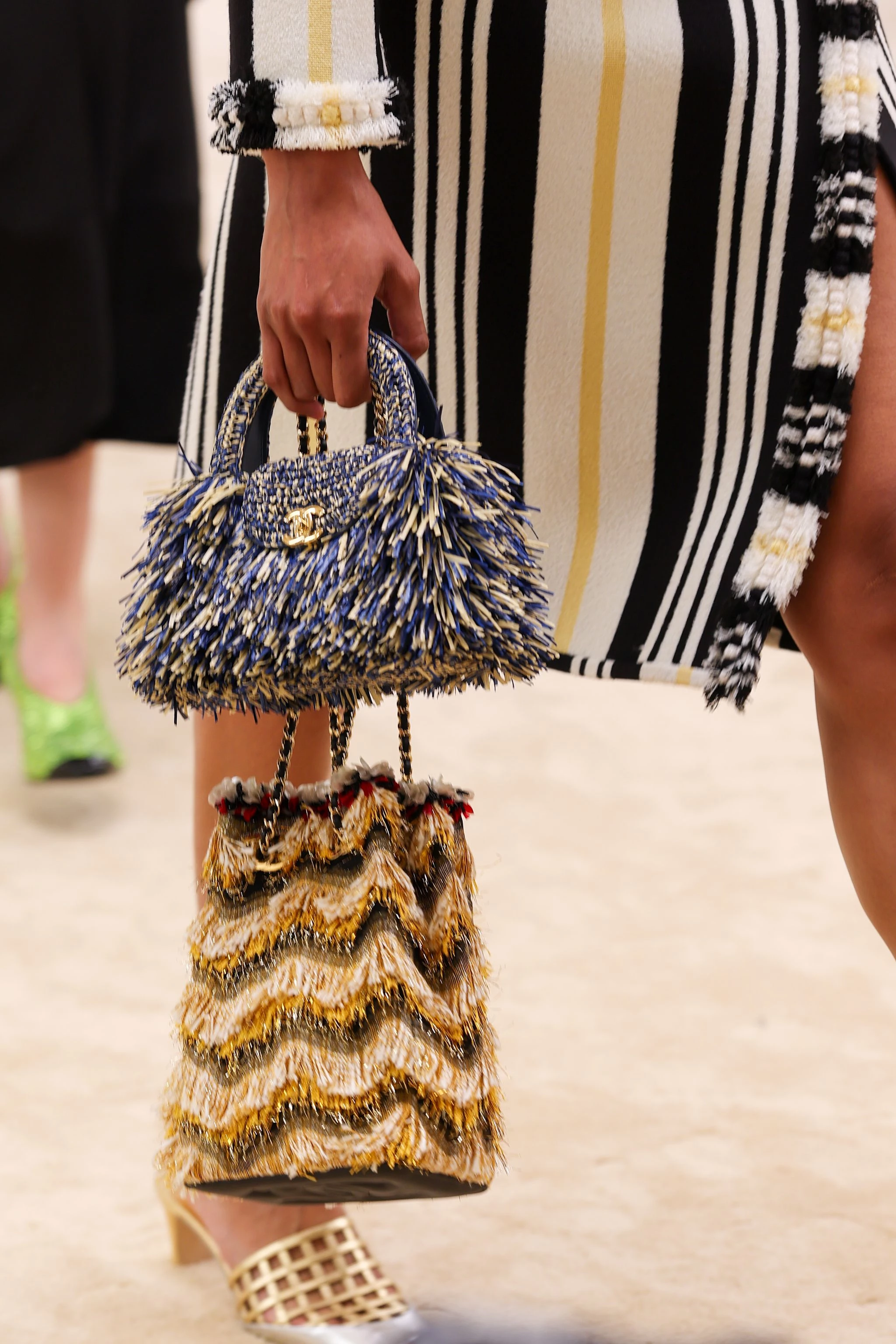 22 bags from the new Chanel collection that you want to take on vacation right now15