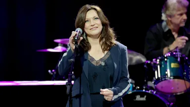HOME 40 Bret Michaels, Martina McBride und mehr: Künstler ziehen sich von…