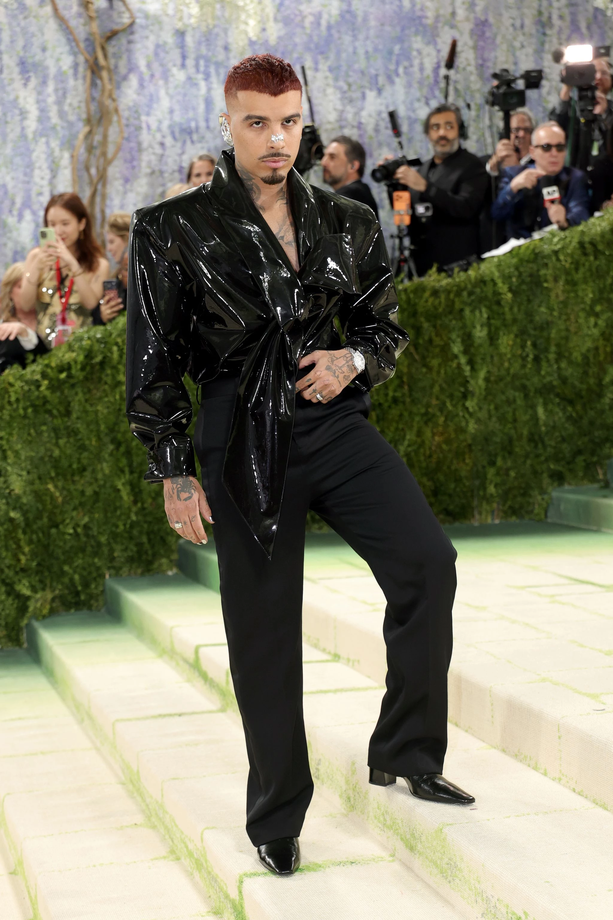 Rauw Alejandro in Saint Laurent8