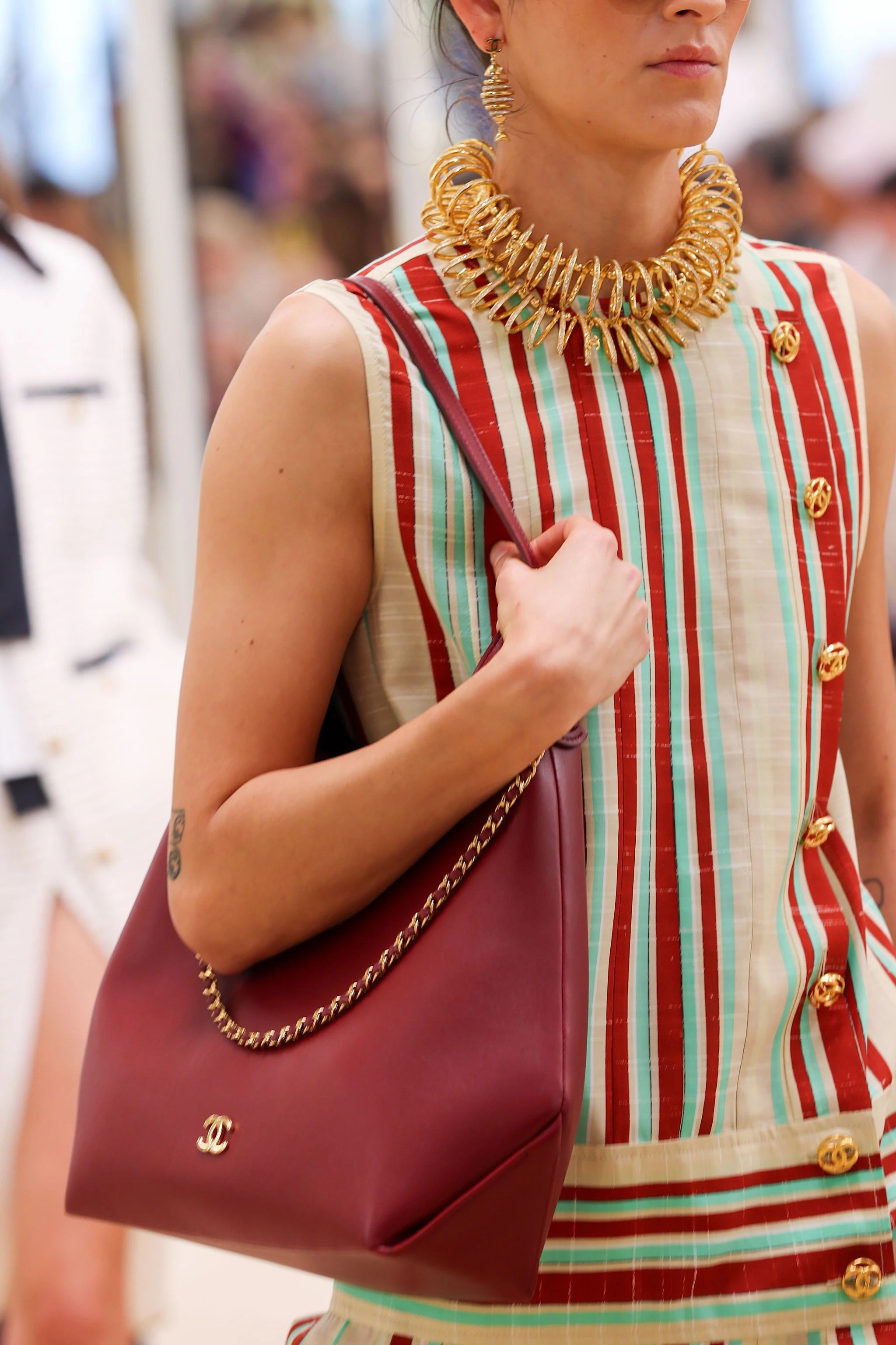 22 bags from the new Chanel collection that you want to take on vacation right now8
