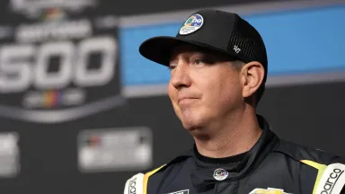 HOME 36 Kyle Busch Vermögen: Wie viel Geld der verstorbene NASCAR-Legende hatte