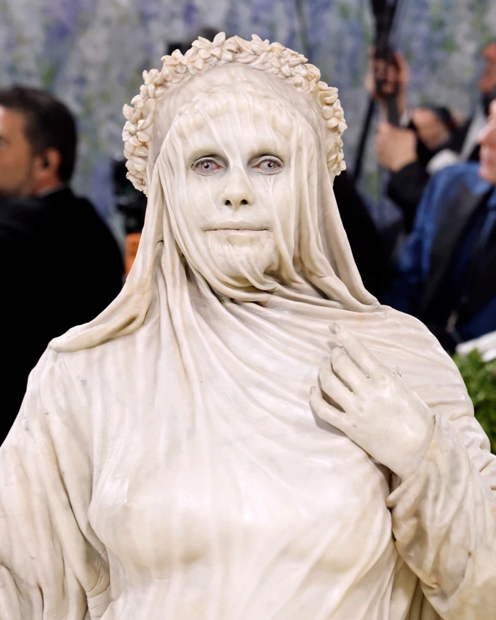 Met Gala 2026: What the Stars' Most Shocking Beauty Looks Really Meant13