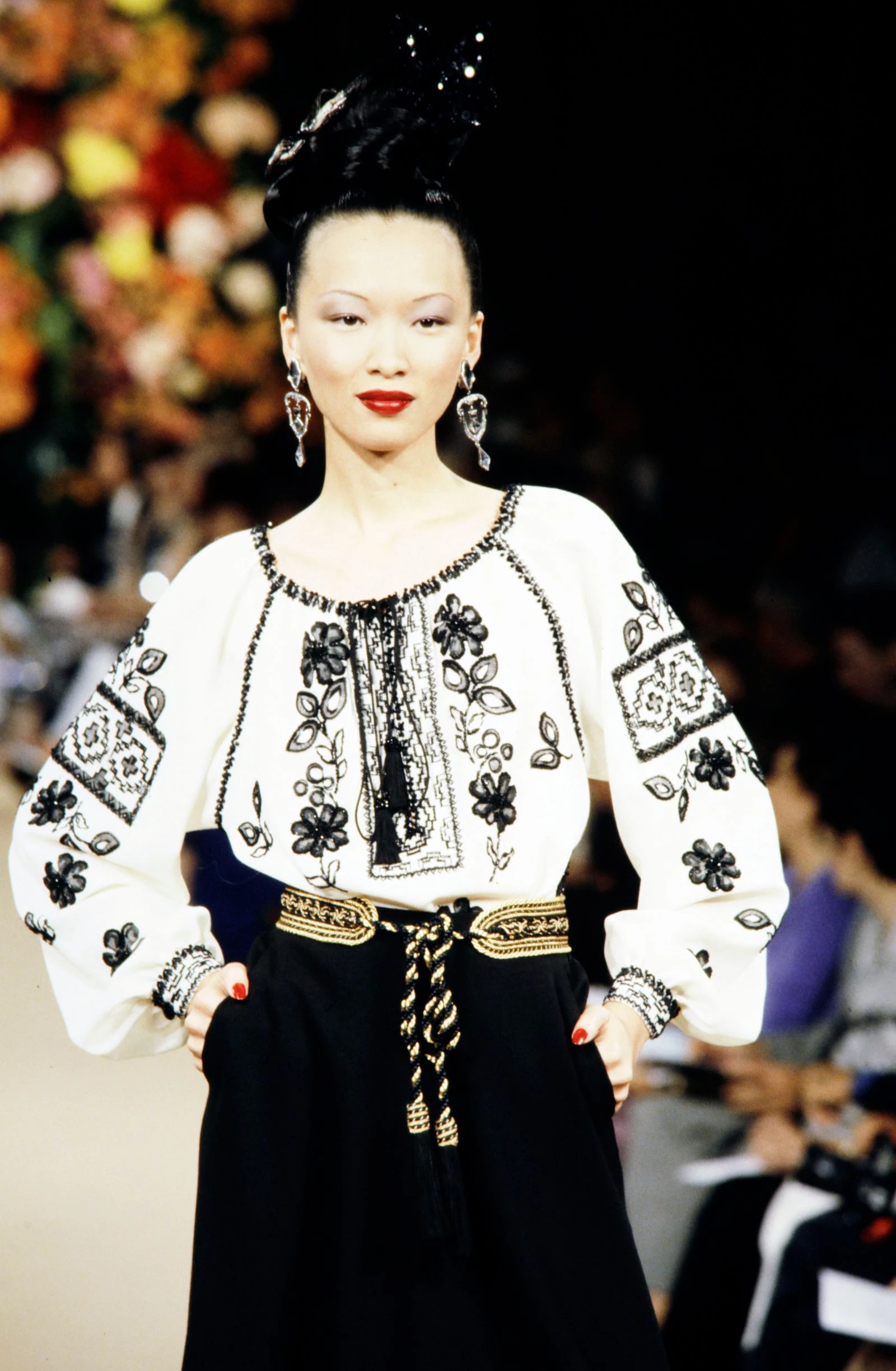 Yves Saint Laurent Haute Couture fall-winter 1999/200017