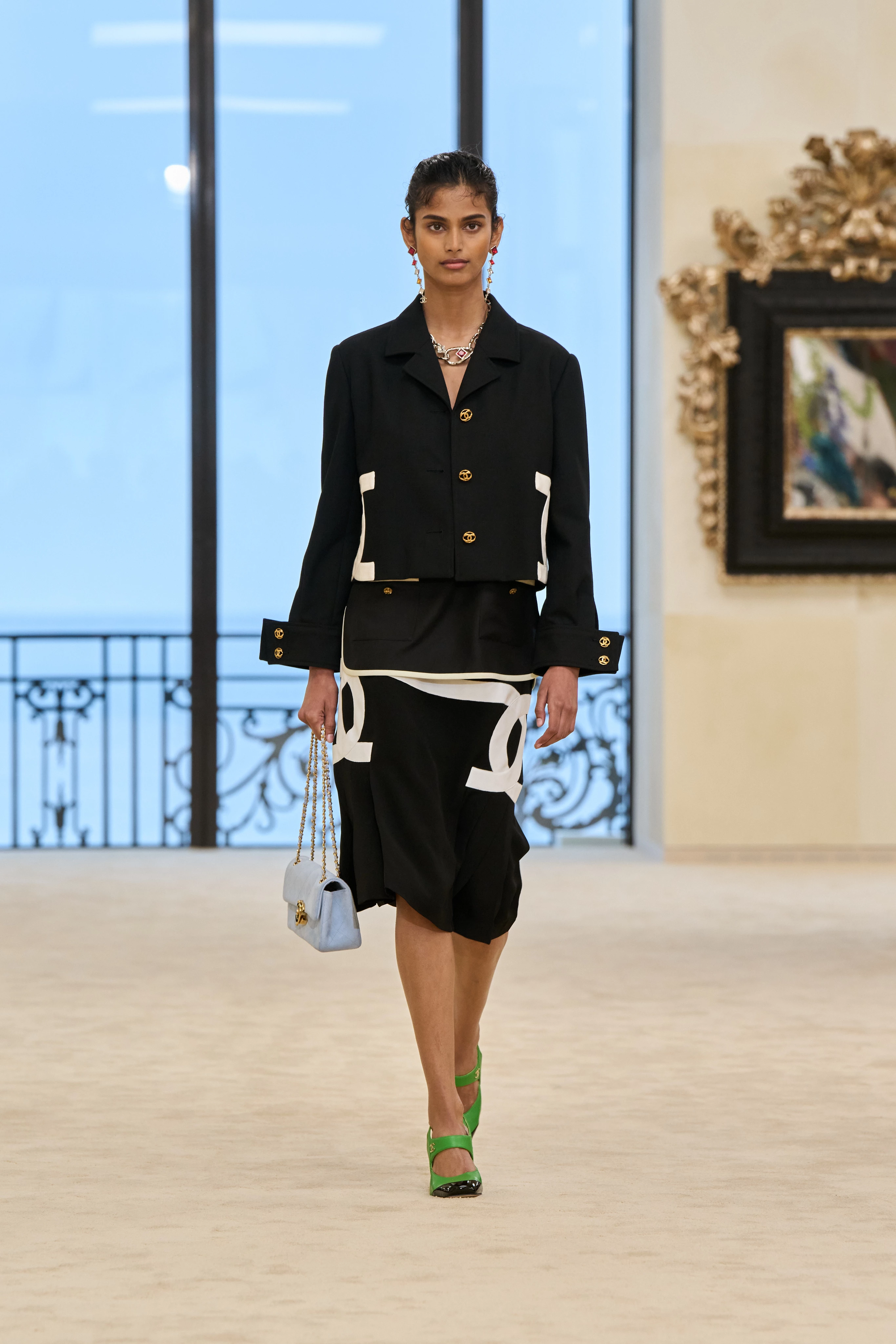 A grand comeback: Chanel presents new cruise collection in Biarritz2