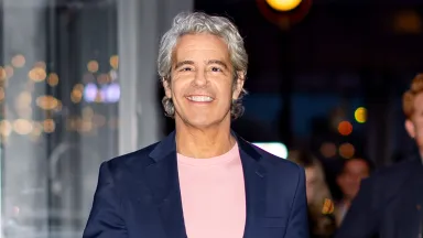 Qui est le petit ami d'Andy Cohen ? 5 choses à savoir sur l'homme d'affaires Kevin Sobieski 10 Qui est le petit ami d'Andy Cohen ? 5 choses à savoir sur l'homme d'affaires Kevin Sobieski 10