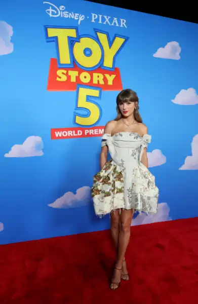 Taylor Swift: Toy Story 5 Cast Rumors and New Song Debut 4 Taylor Swift: Toy Story 5 Cast Rumors and New Song Debut 4