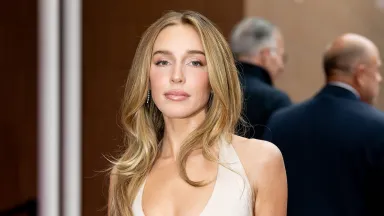 Alex Cooper Net Worth 2026: What the ‘Call Her Daddy’ Host Earns