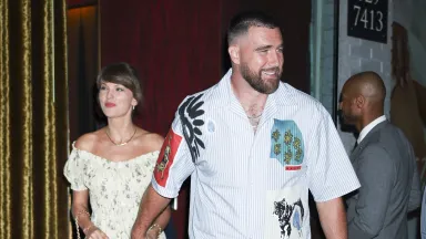 HOME 28 La cita nocturna de Taylor Swift y Travis Kelce en Broadway: Por…
