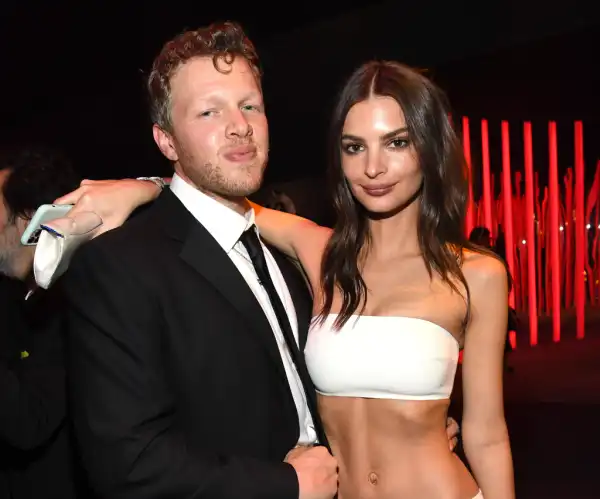 Qui a épousé Emily Ratajkowski ? Découvrez son ex-mari Sebastian Bear-McClard 6
