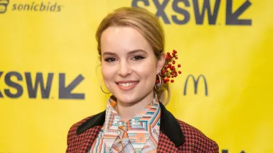 HOME 30 Bridgit Mendler veröffentlichte neue Musik? Was sie sagte, nachdem Songs auf Spotify…