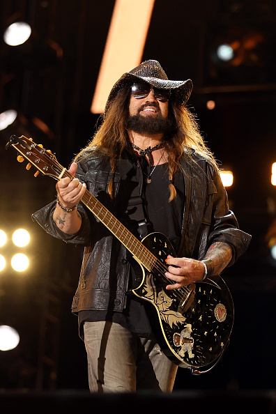 Billy Ray Cyrus's Health: Everything About His Sepsis Diagnosis and Voice Problems 4 Billy Ray Cyrus's Health: Everything About His Sepsis Diagnosis and Voice Problems 4